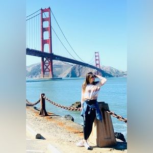 Meet your Posher, Vivian